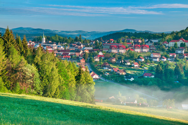 Kašperské Hory jsou ideální základnou pro turisty i cyklisty. Foto: Aleš Motejl