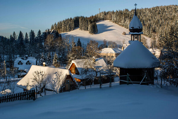 Výhledy na zasněžené Beskydy jsou neodolatelné. Foto: www.lanterna.cz